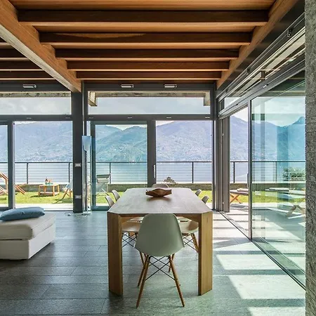 Semesterbostad Stendhal - By Lovecomo *