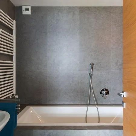 Stendhal - By Lovecomo Semesterbostad